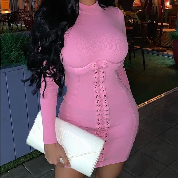 Pink dress - Picture 1 of 3